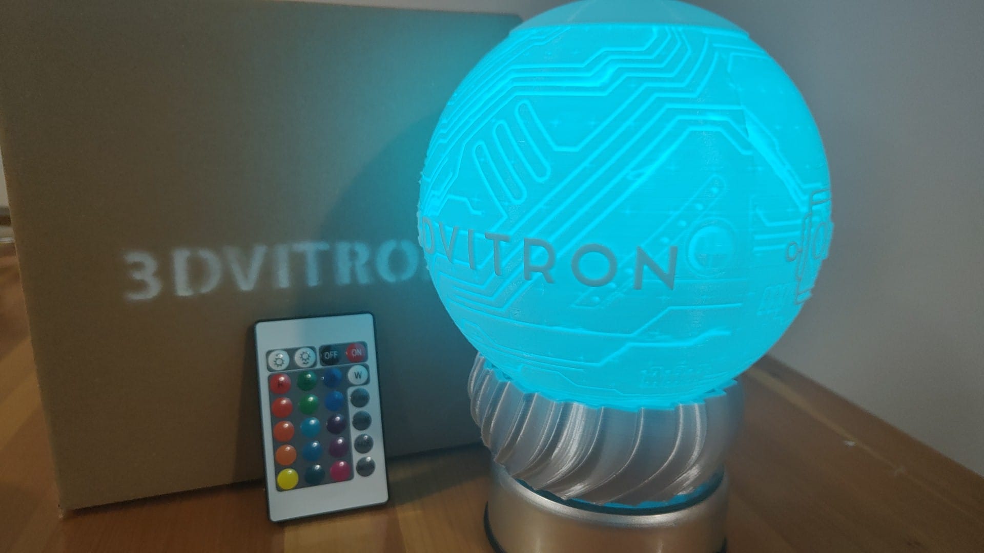 Lámpara grande con diámetro de 200 mm con batería interna y luz LED RGB - Imagen 3